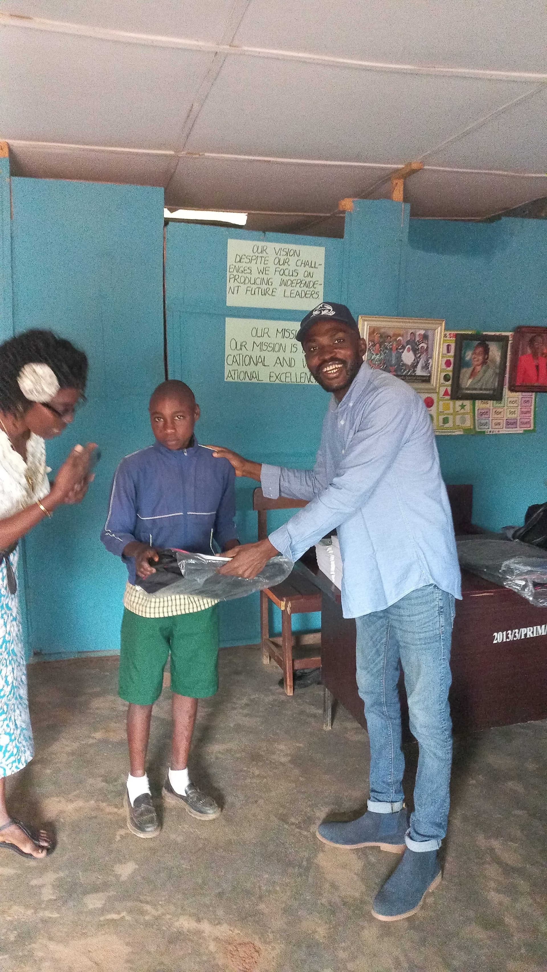 Distribution at Lagelu Special School - Image 3